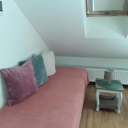 Tina Apartman Dzierżoniów